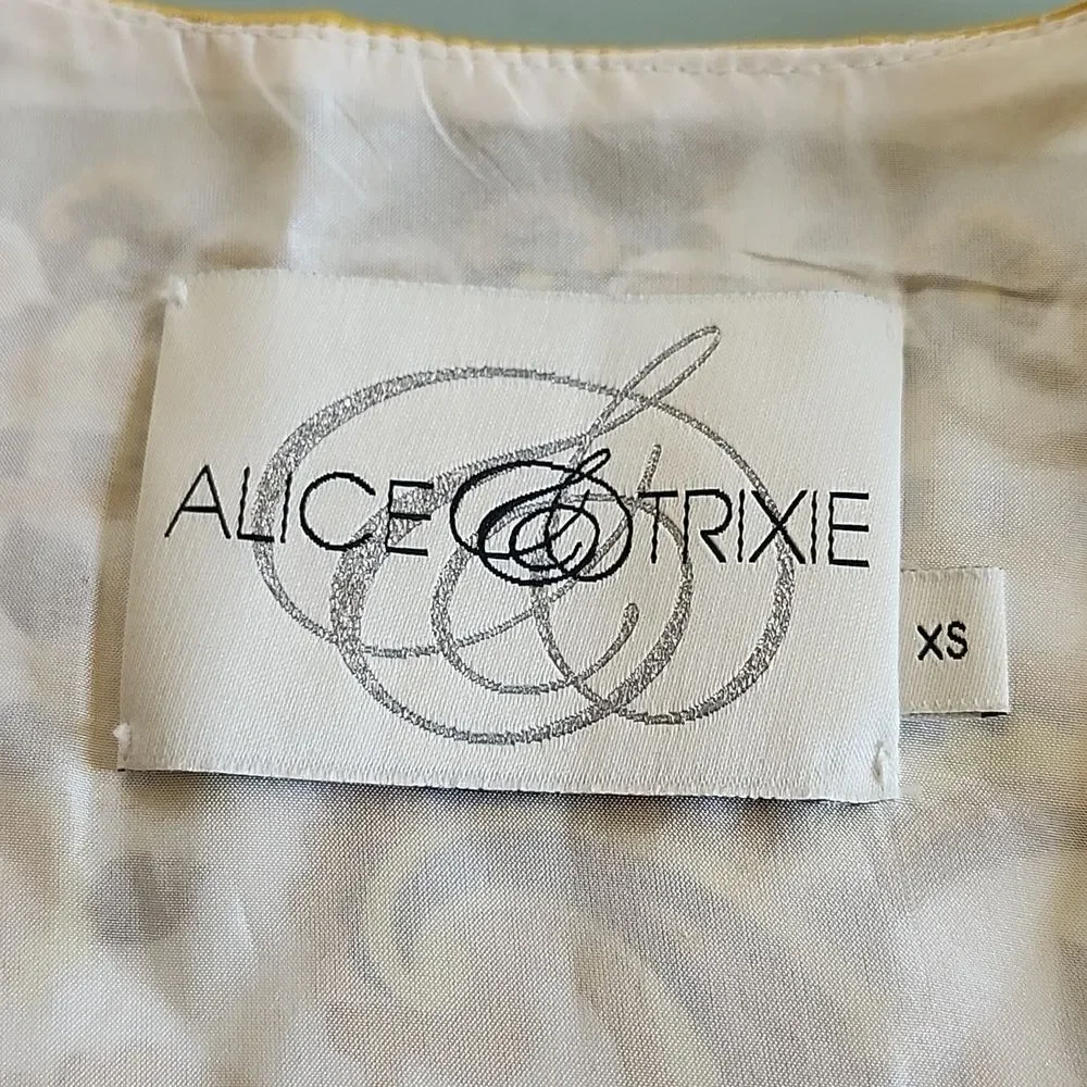 Alice & Trixie 100% Silk Tropical Resort Wear Y2K, Retro 70's Vibes Top Size XS
